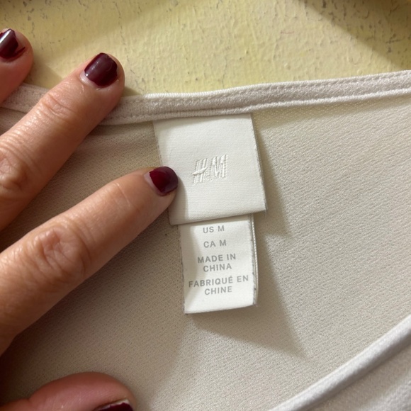 Asymmetrical top - Picture 2 of 4